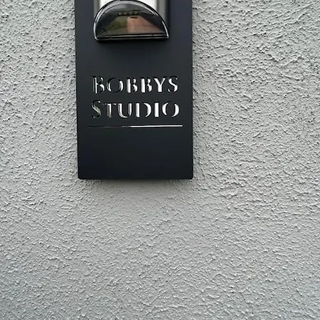 Bobbys Apartment Belmullet